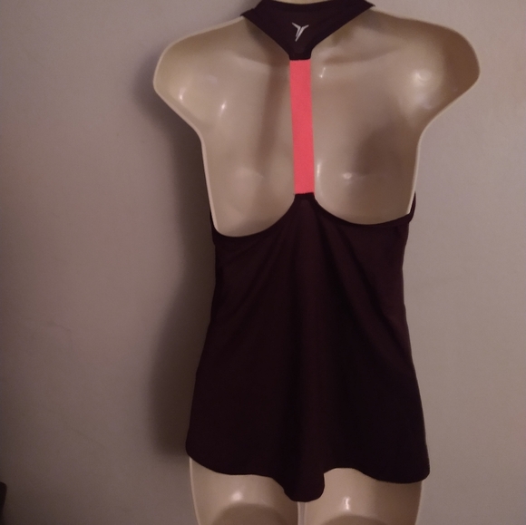 Tank top bundle - Picture 9 of 11